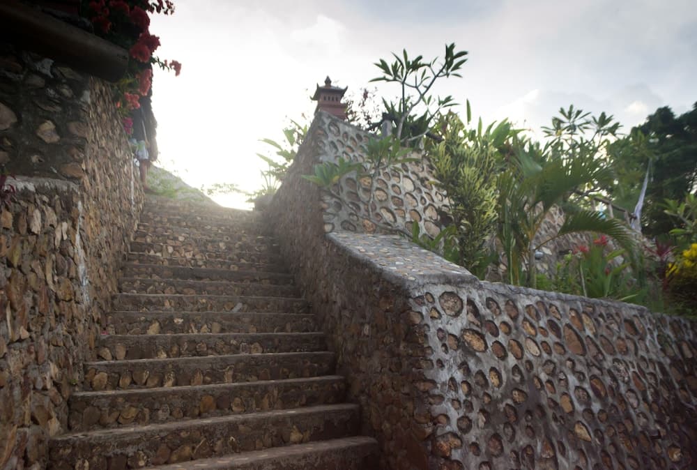 Blue Monkey Villas Resort & Ocean View