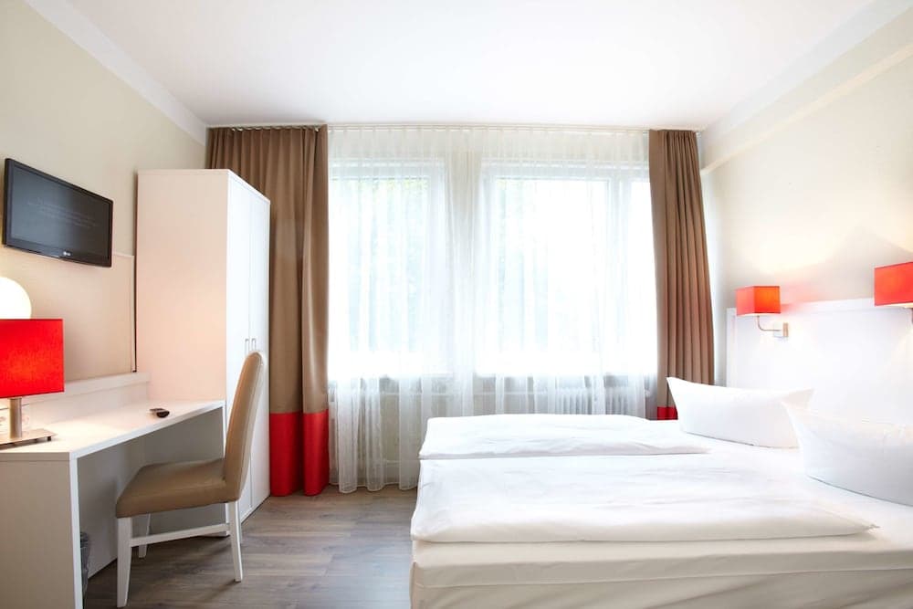 Basic Hotel Ostseehalle