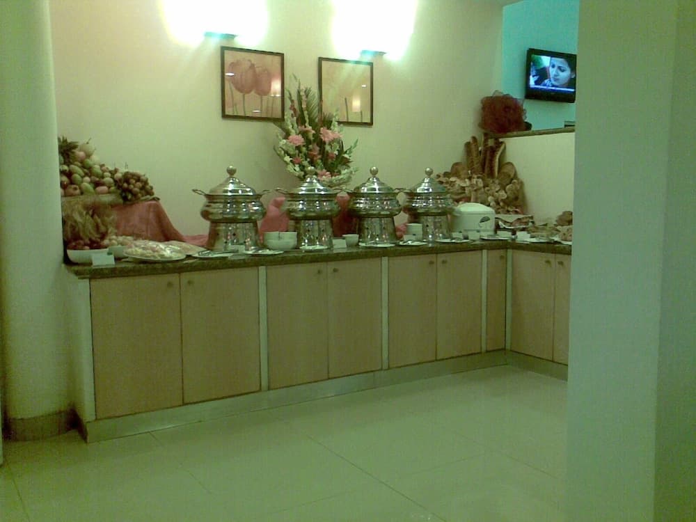 HOTEL NARAYAN VILAS