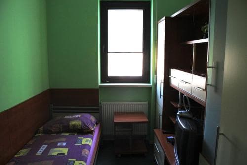 Adeo Hostel
