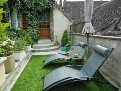 Les Bains Bed & Breakfast