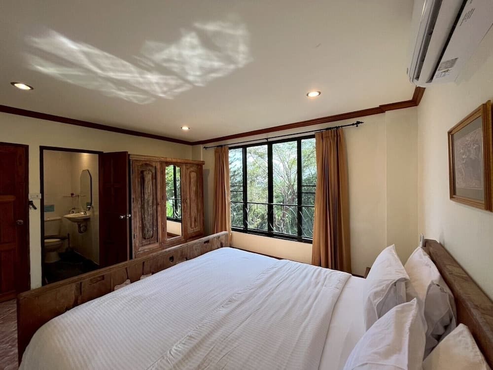 Thara Bayview Villa, SHA Certified