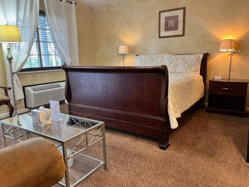 The Mount Vernon Inn