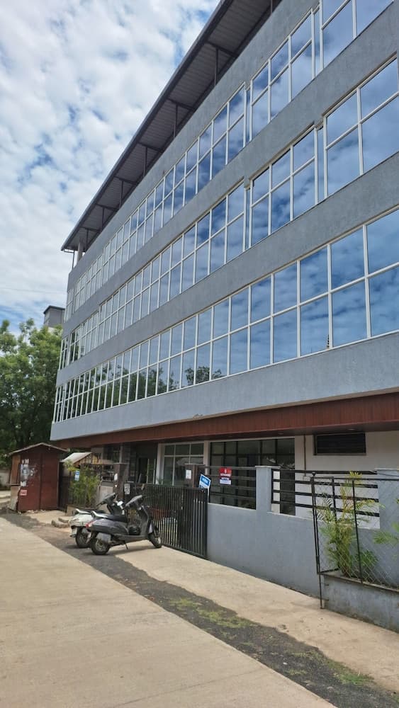 Arick Imperial Hotel