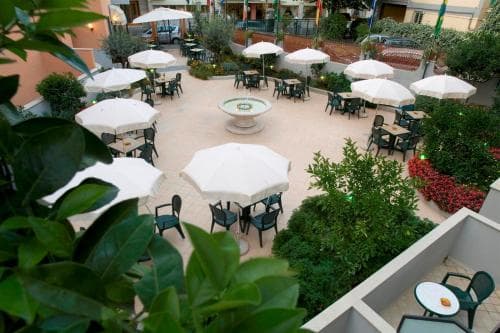 Hotel Ascot