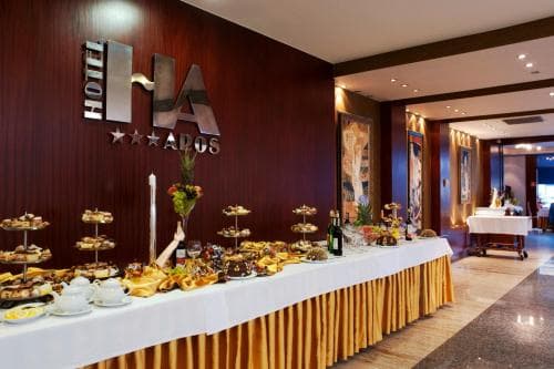 Hotel Aros