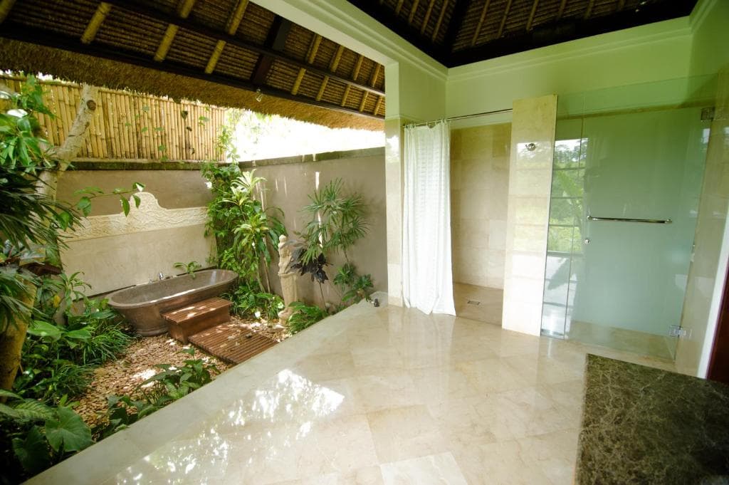 Amori Villas