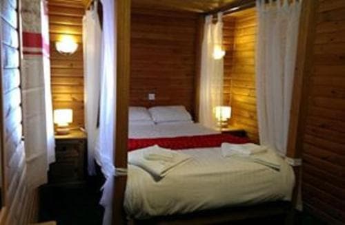 Willow Lodges