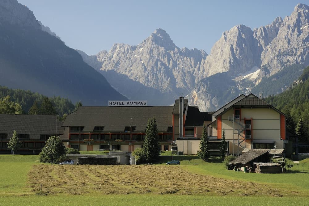 Hotel Kompas