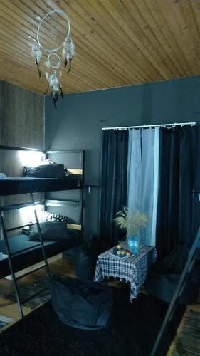 Hostel Shark
