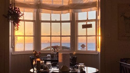 Whitecliff Guesthouse