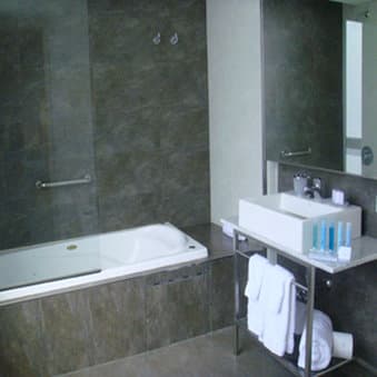 818 Suites
