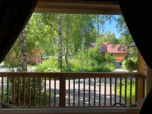 Susitna River Lodging, Riverside Cabins