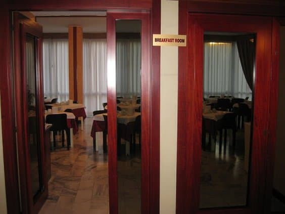 Elitis Hotel