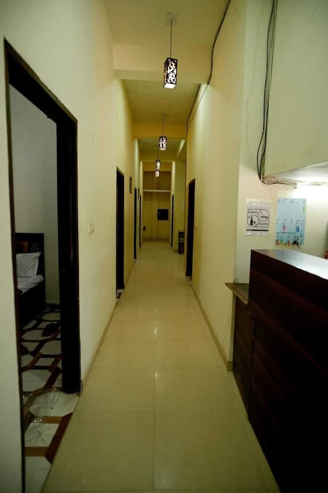 Shri Gauraj Dham Vrindavan