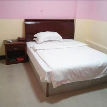 Junkai Hotel