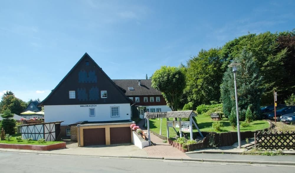 Hotel Waldrausch