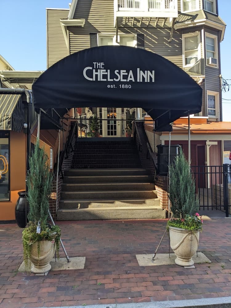Chelsea Pub & Inn