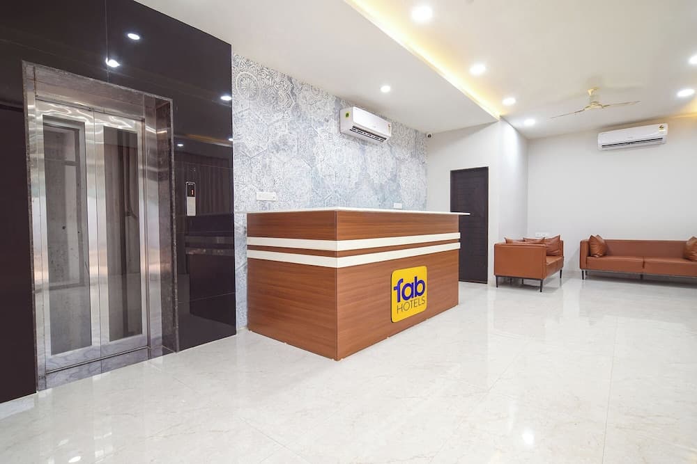 Fabhotel Evanka