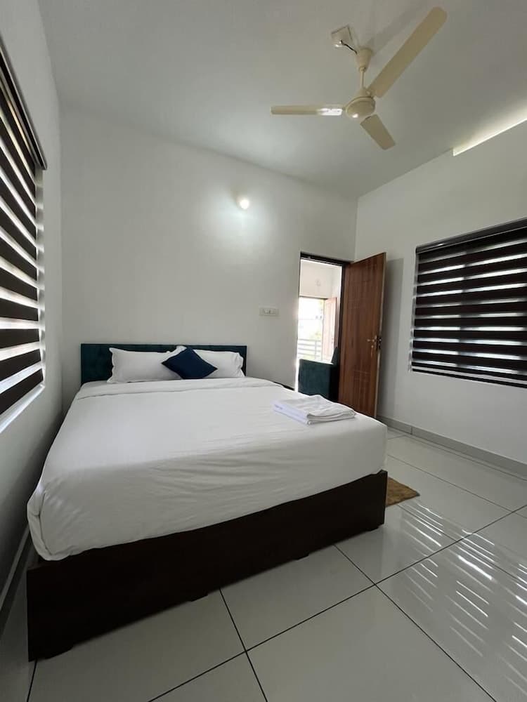 Hayat Residency