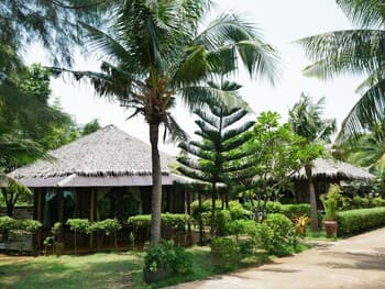 Villa Ravadee Resort