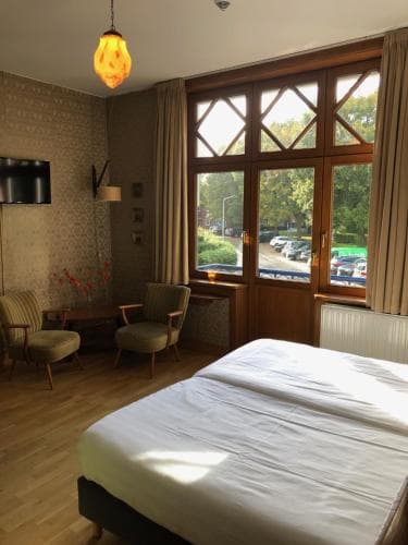 Hotel Pastis