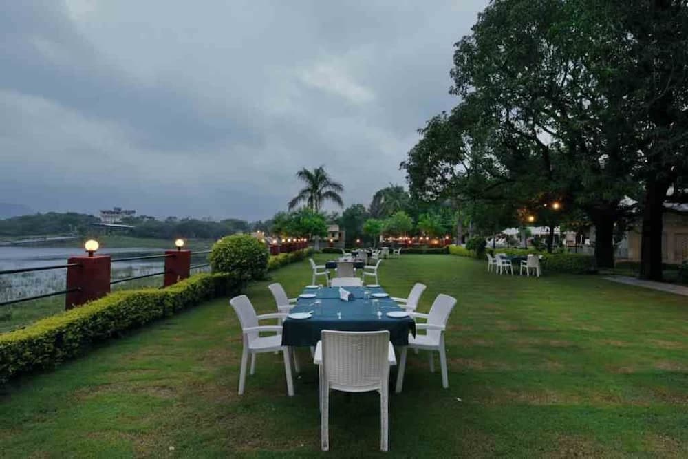 Pichola Vilas