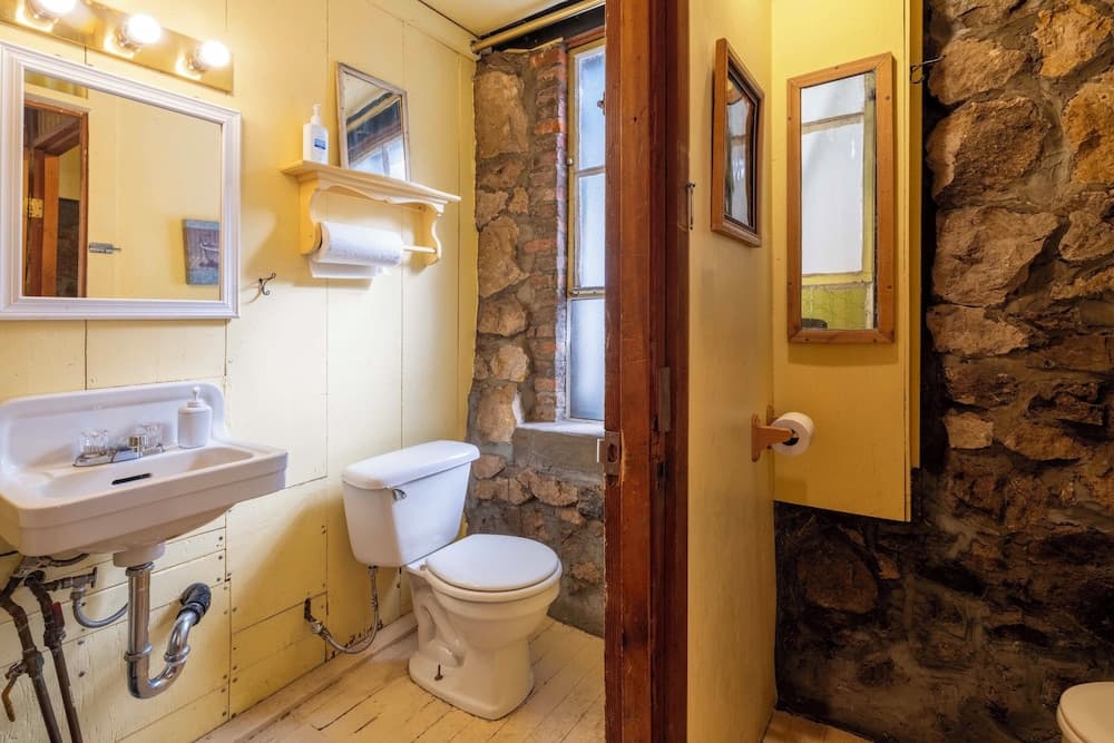 Clair Tappaan Lodge