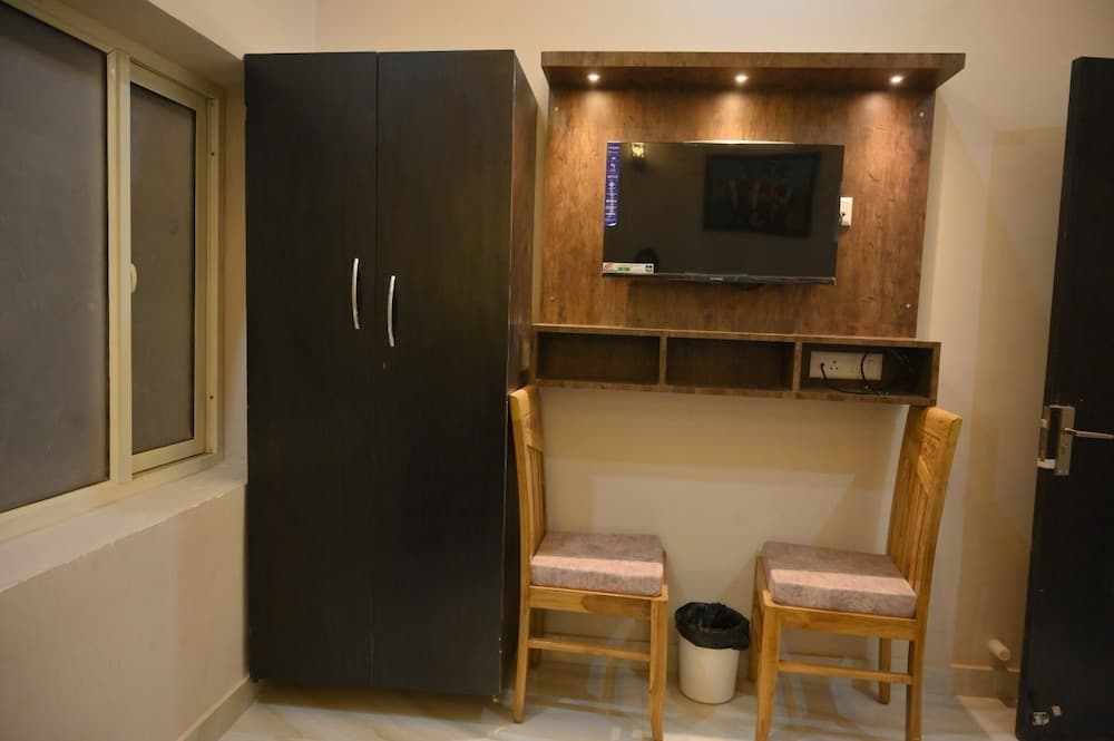 Hotel PS Residency