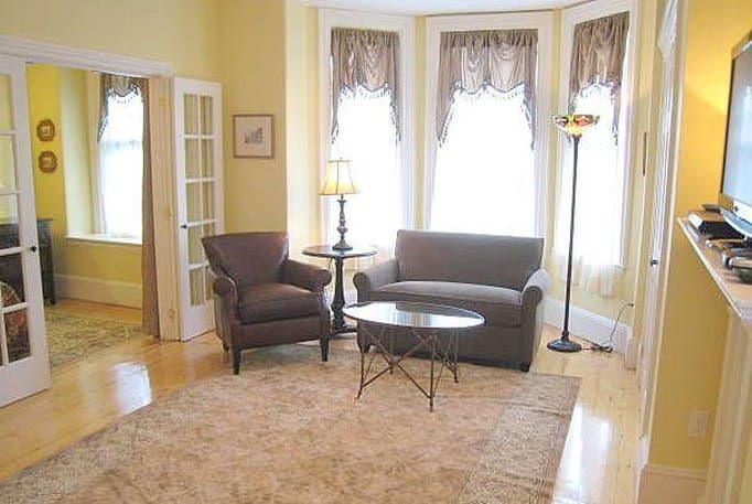 Back Bay Suites