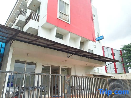 M Room Residence
