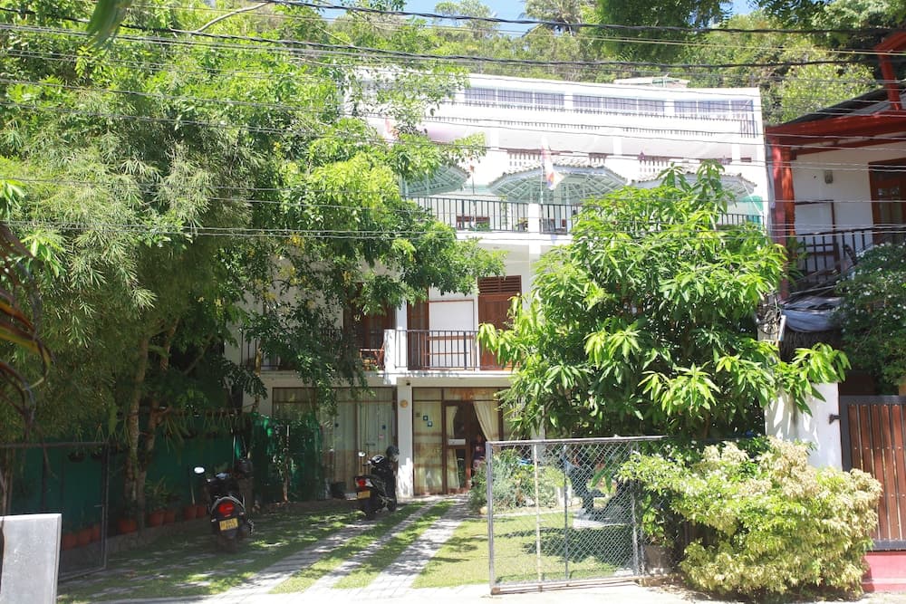 Mirissa Beach Inn