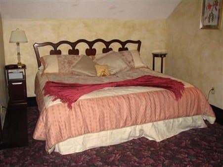 The Historic Brook Forest Inn