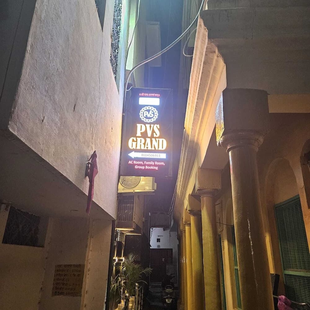 Hotel M K Grand
