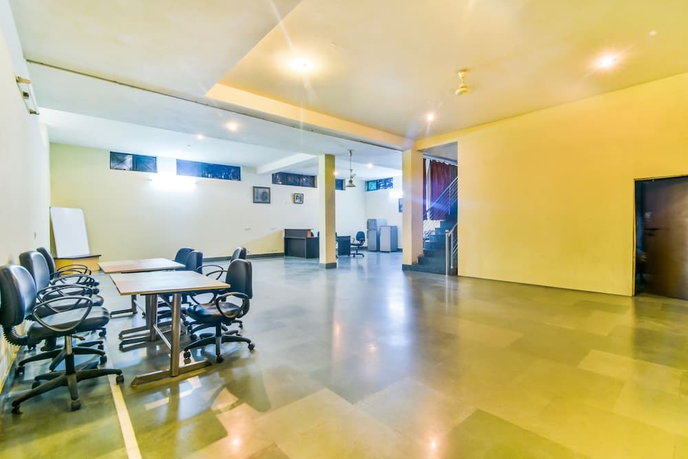 FabExpress Chirag Inn