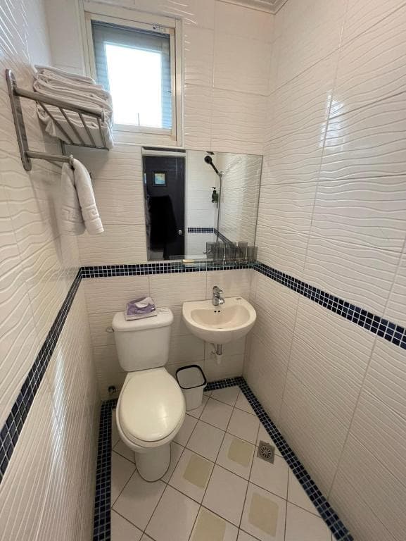 910 Hostel