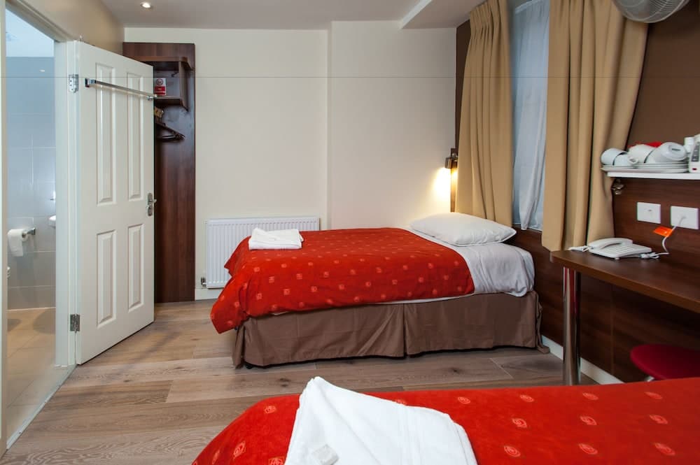The Marble Arch Hotel