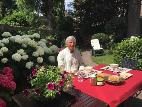 Bed&Breakfast De Abeelboom