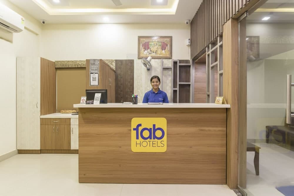 Fabhotel Shivansh