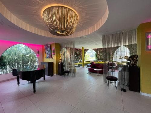 Oz Inn Hôtel