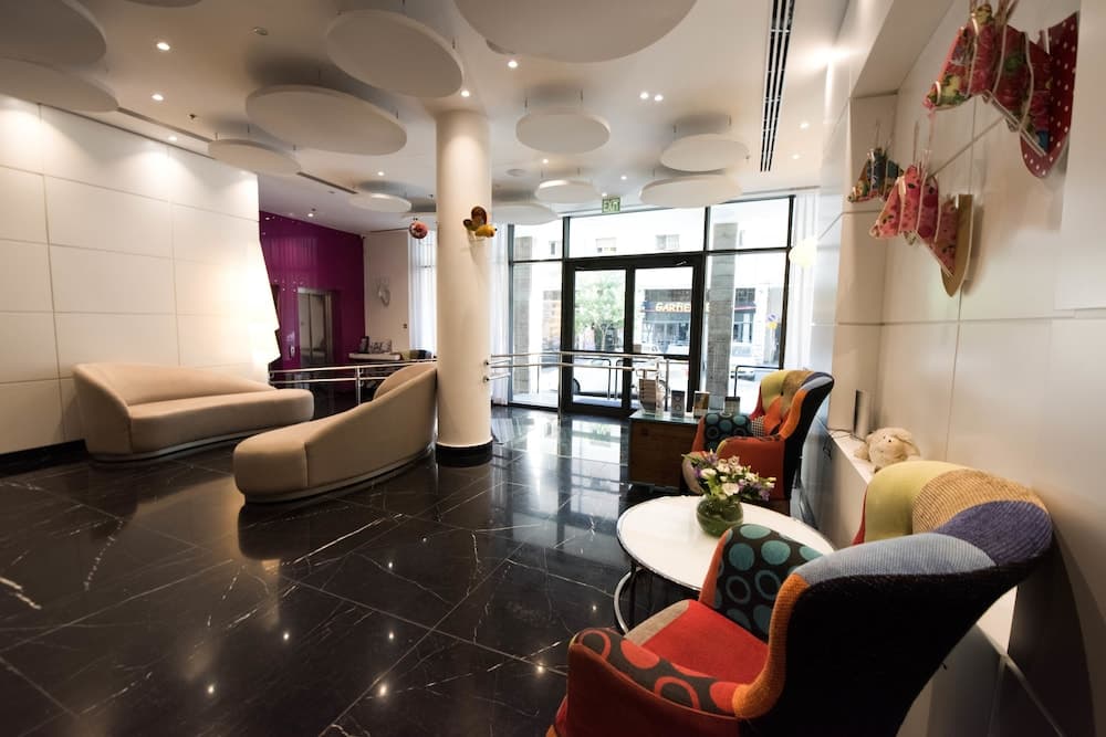 Eyal Hotel