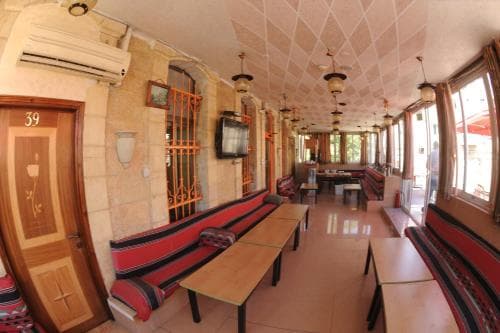 New Palm Hostel