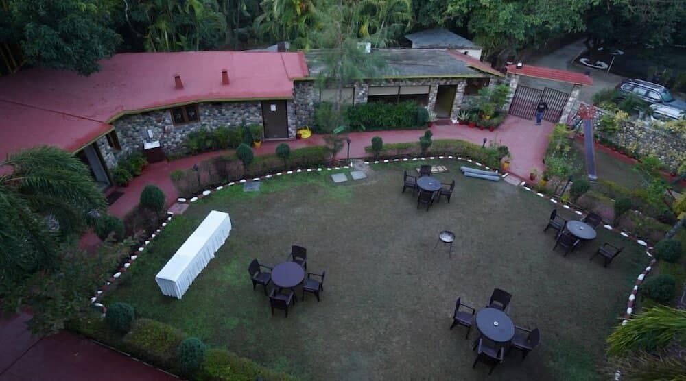 HR Dukes Den Resort