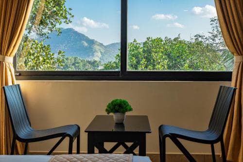Hotel Woodlark