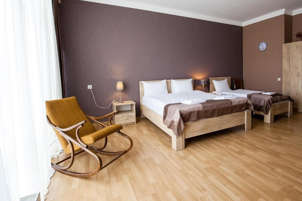 Hotel Almi