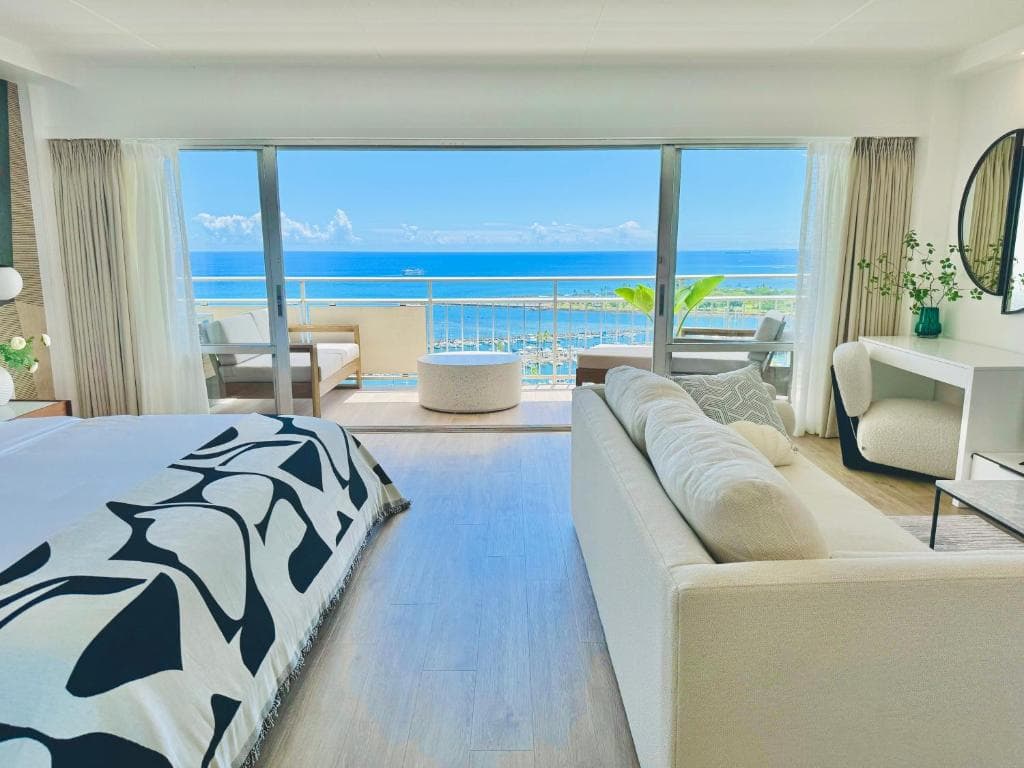 Panoramic Oceanview Resort - Full Kitchen in Each Unit, 2 Swimming Pools, Onsite Restaurants, Fireworks Every Friday