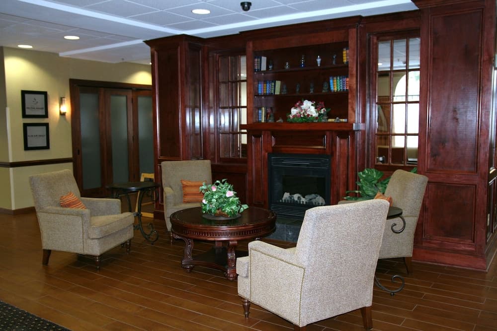 Hampton Inn Newbery Opera House