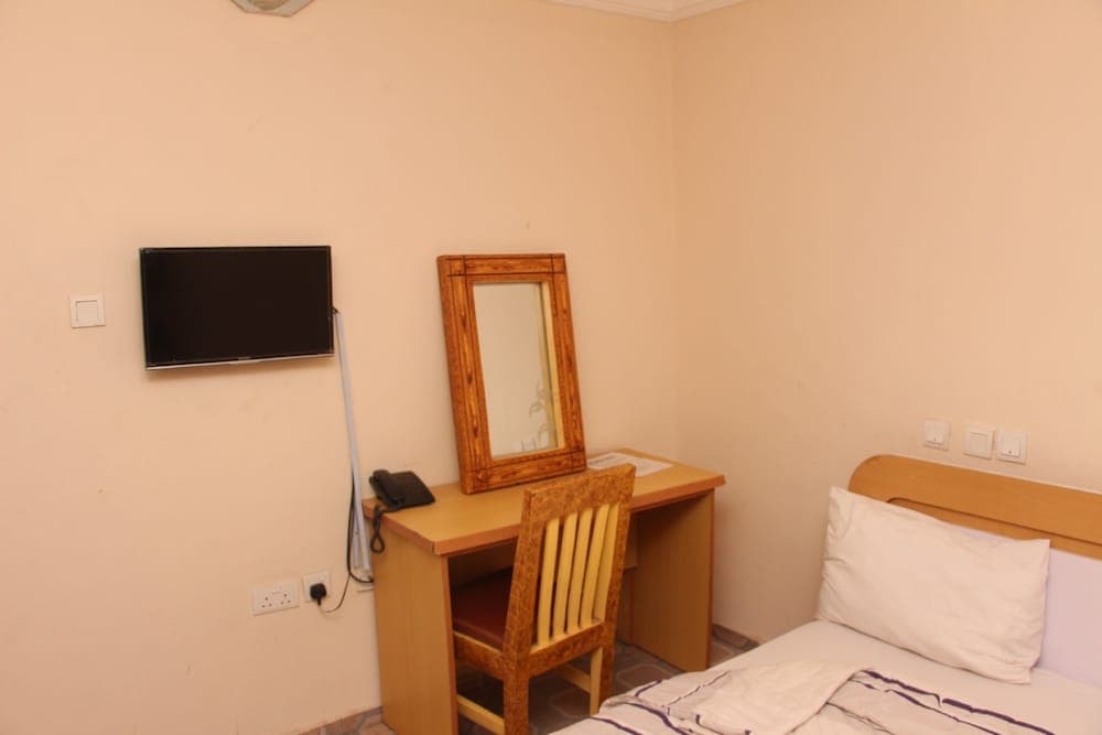 Skye Bridge Hotel