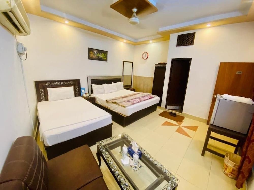 Hotel Mehran