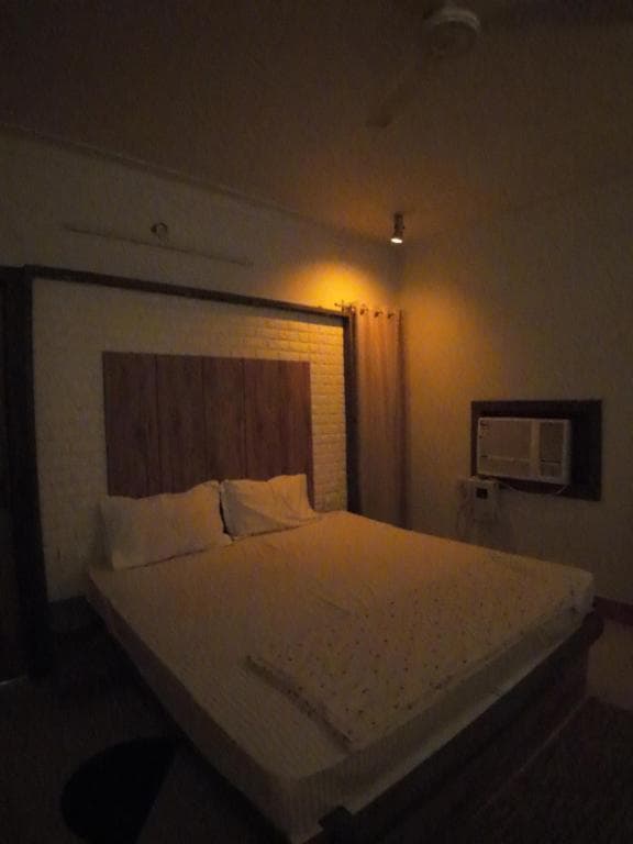 Home's